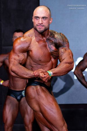 СLASSIC PHYSIQUE +178